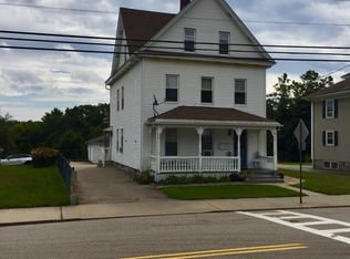 35 Stillman Ave APT 3, Pawcatuck, CT 06379