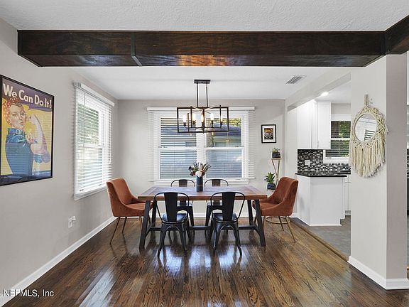 5th image of 1335 PINEGROVE Court