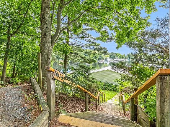 Stairs to Bayou Frontage JPEG_09202024