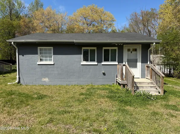 2212 Banks Lane E, Wilson, NC 27893