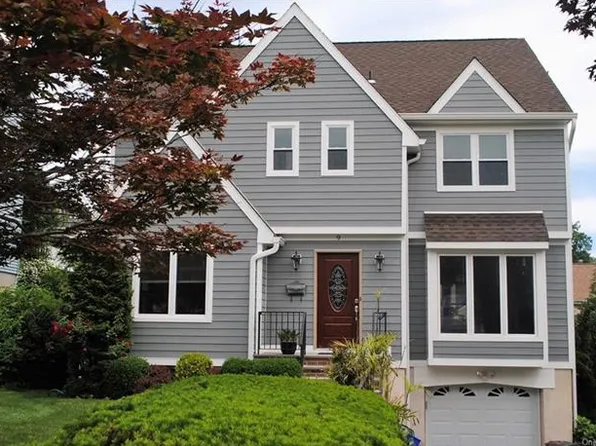 9 Brookside Ln, Harrison, NY 10528