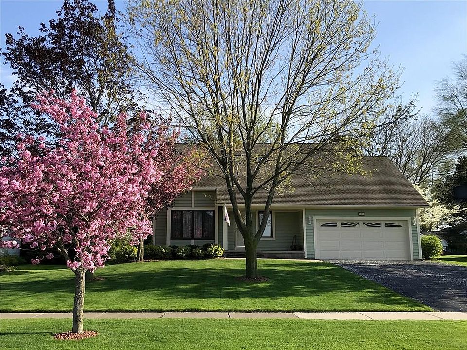 1st image of 155 Haskins Ln S