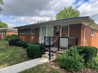 18285 Breezeway, Fraser, MI 48026
