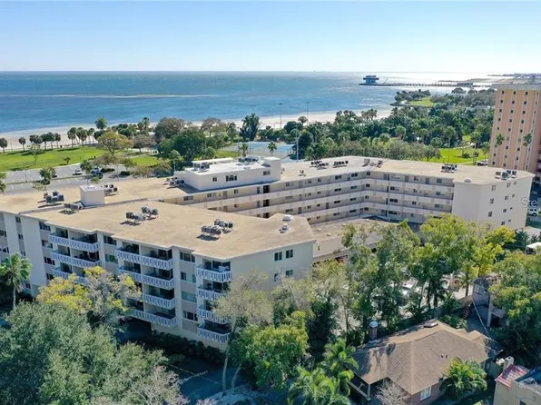 1200 N Shore Dr NE Unit 516, Saint Petersburg, FL 33701