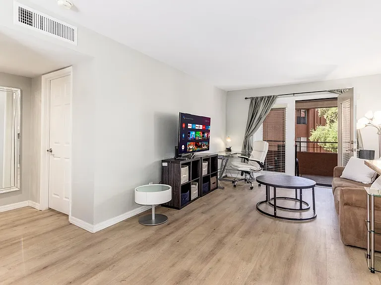 4704 E Paradise Village Pkwy N #219 — Photo 12