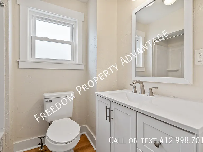 10 Iron St #1A — Photo 2