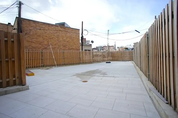 Rented by Citi Habitats | media 64