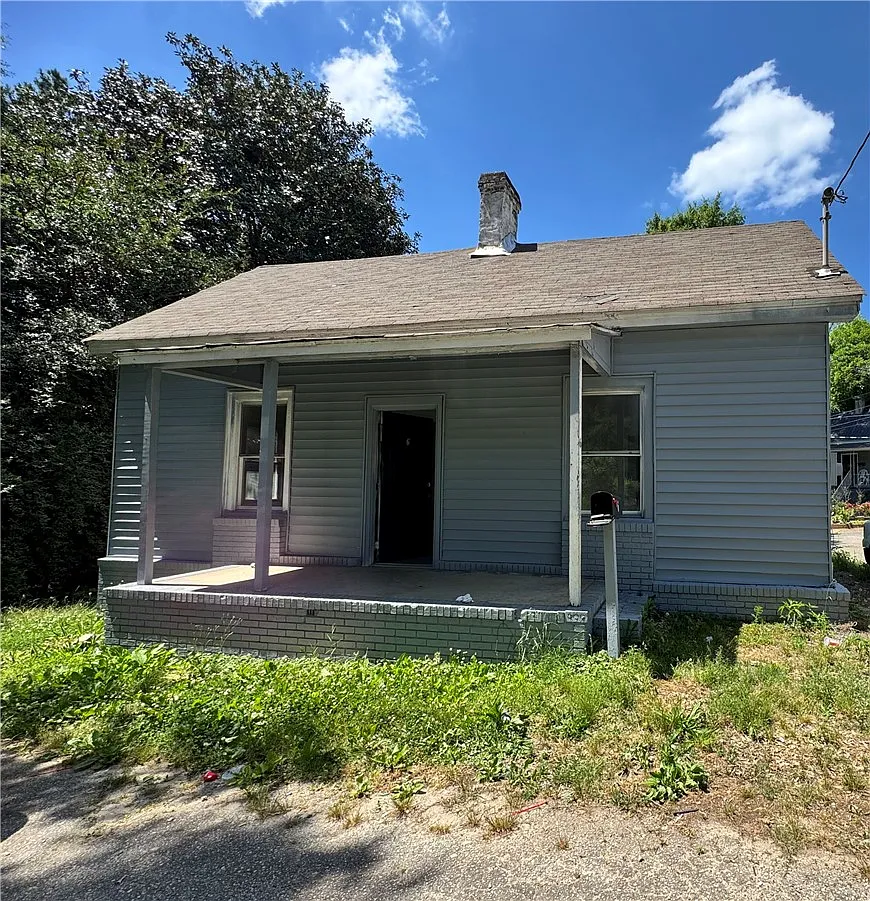 2 bed, 1.0 bath, $80,000 — Photo 1