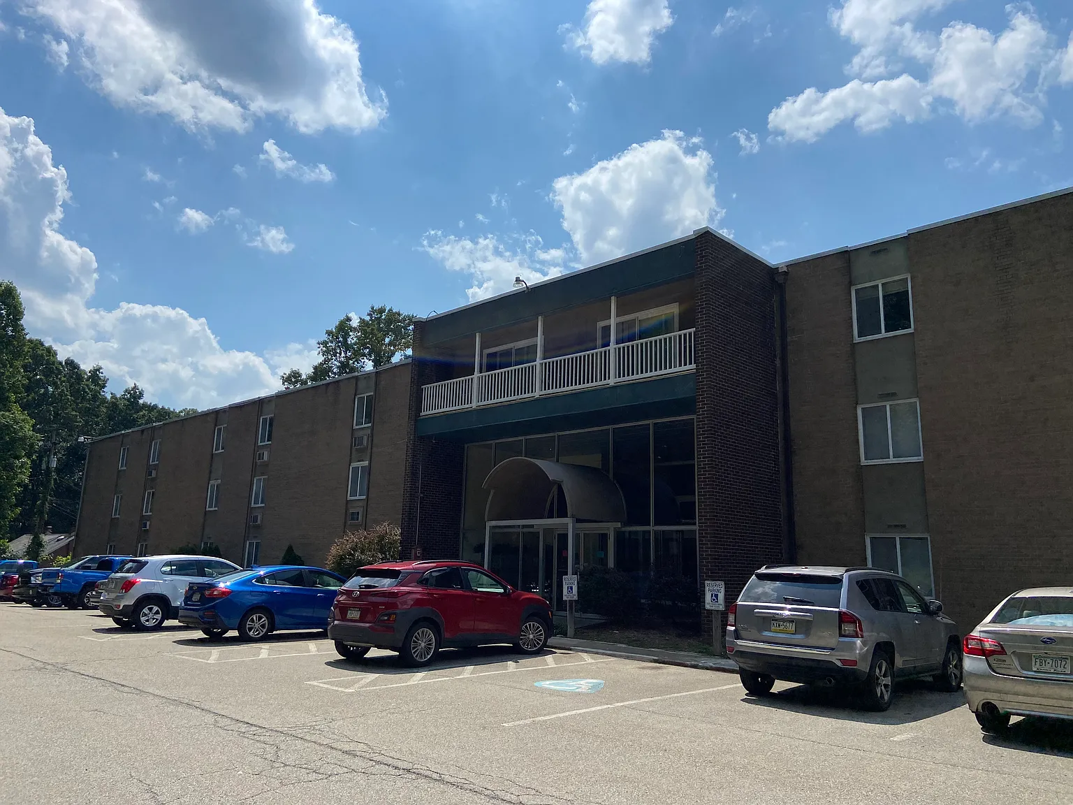 The North Main Apartments — Photo 1