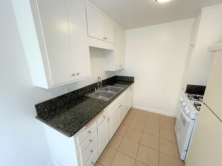 217 Sespe Ave #A-B — Photo 10
