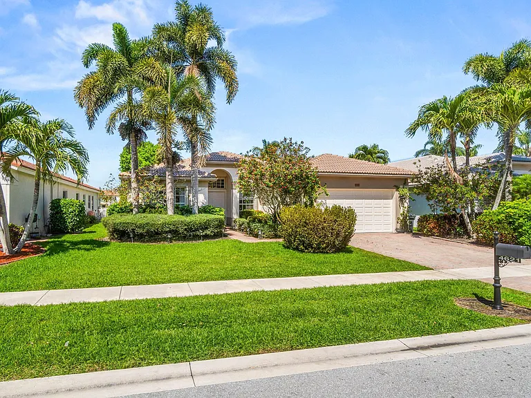 4621 Windward Cove Ln — Photo 28