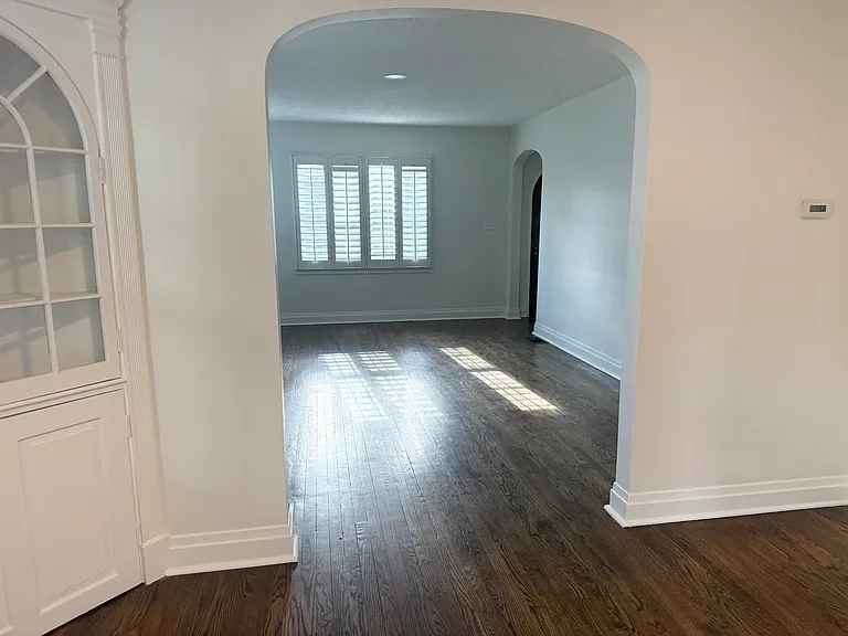 421 McCready Ave — Photo 10