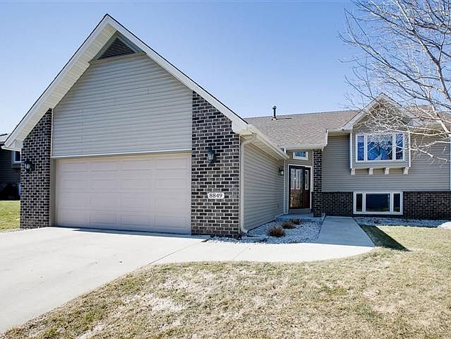 1st image of 8849 Pinehurst Cir