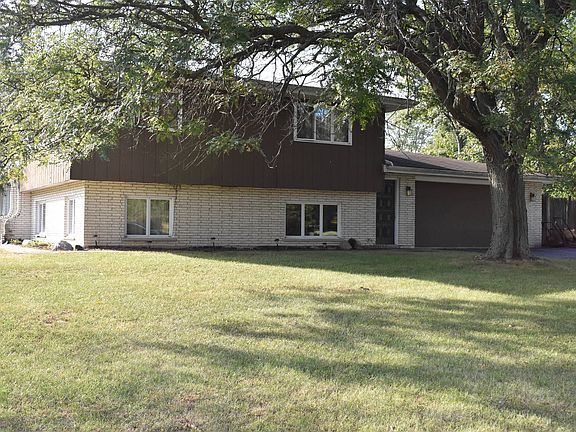3rd image of 137 Markev Ln