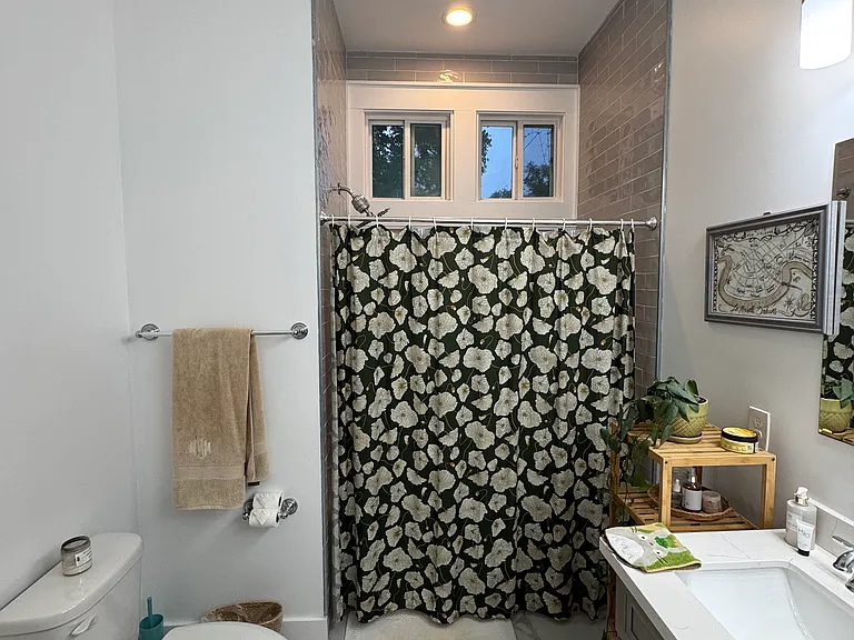 4123 Camp St — Photo 10