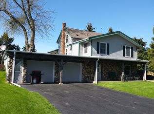 2165 Old Cc, Hartford, WI 53027