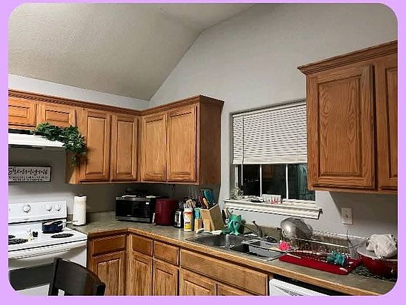 5th image of 600 S Blue Meadow Ct #1