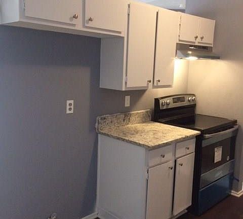 4th image of 9925 Cedar Mountain Cir