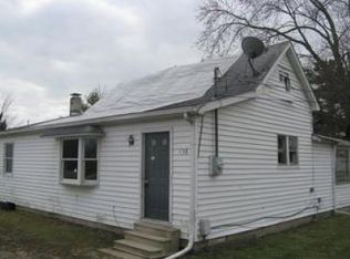 138 Toledo Ave, Bradner, OH 43406