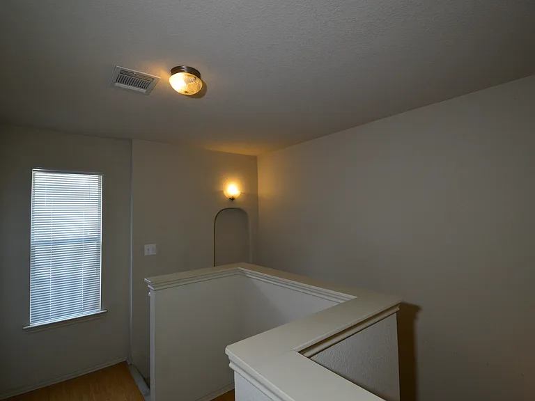 4521 Felicity Ln — Photo 25