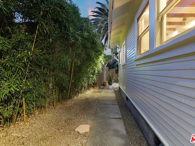 1510 Electric Ave — Photo 48