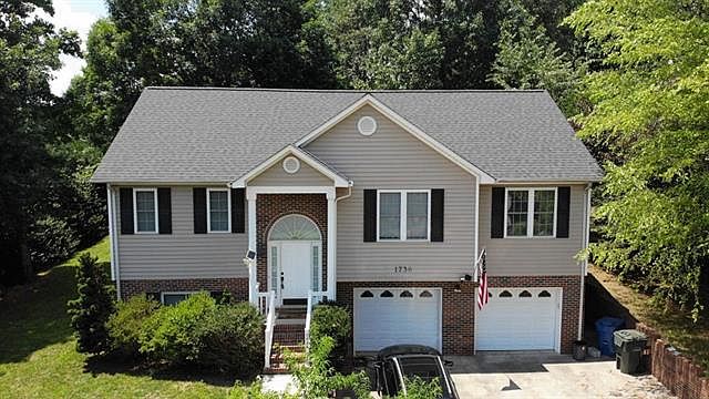 1st image of 1736 9th Street Pl SE