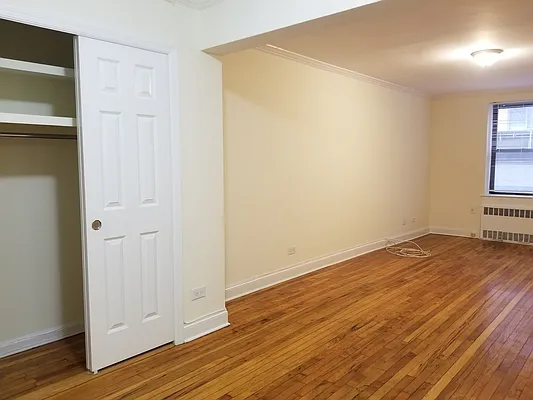 Rented by 718 Realty Inc | media 2