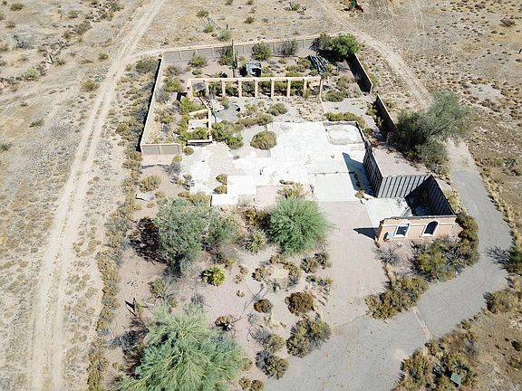 3rd image of 9775 N Sidewinder Cir