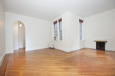 Rented by Avi Nash Associates