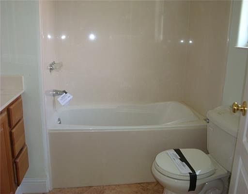 4th image of 1905 Porpoise Dr