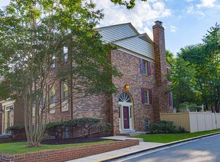 11310 Empire Ln, Rockville, MD 20852