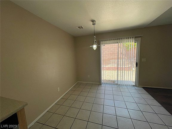 4th image of 3026 Honeysuckle Ave #0