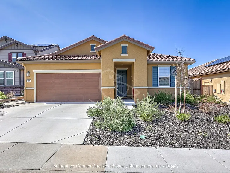 258 Martos Ct — Photo 1