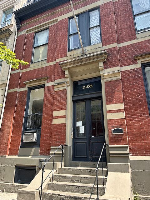 1st image of 1205 Saint Paul St APT 4