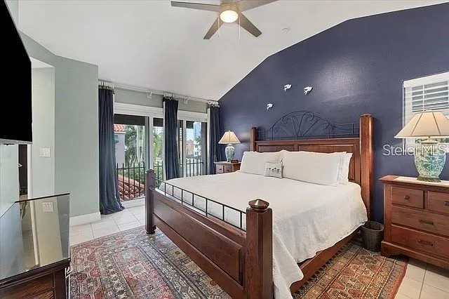 200 Cocoanut Ave #7 — Photo 12