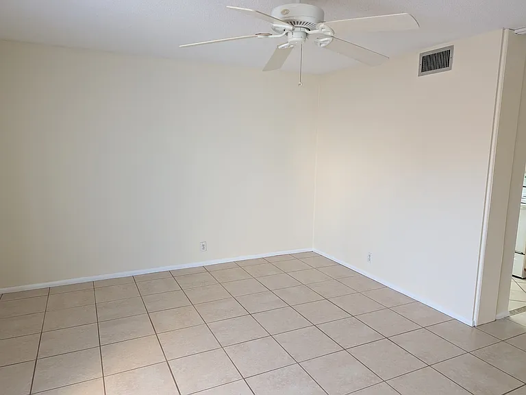 2763 Woodgate Ln #106 — Photo 5
