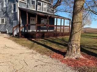 647 E 2100 North Rd, Assumption, IL 62510