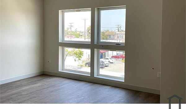 1st image of 6515 Crenshaw Blvd