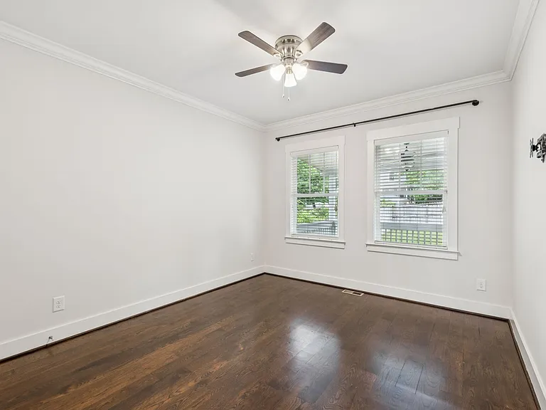 4704B Michigan Ave — Photo 19