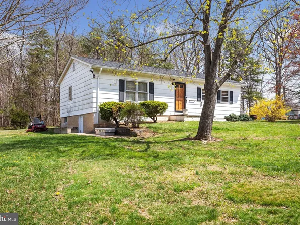 1635 Rivermont Dr, Front Royal, VA 22630