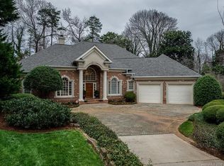 332 S Canterbury Rd, Charlotte, NC 28211