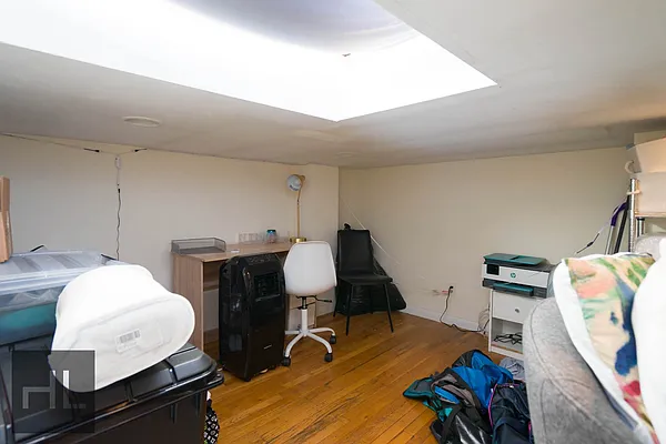 Rented by Highline Residential | media 54