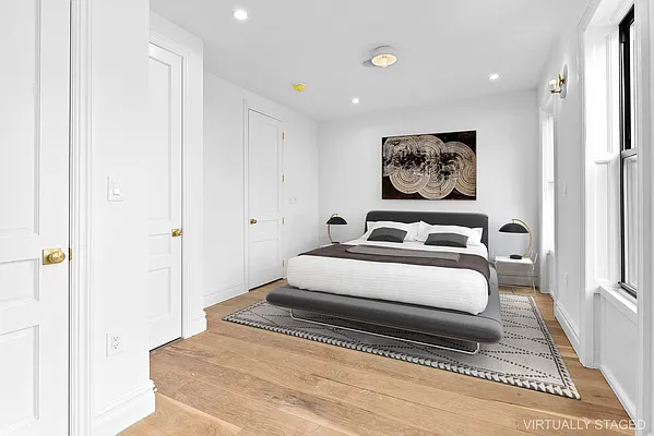 Rented by Compass | media 9