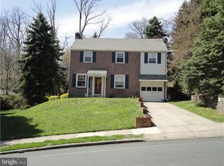 204 Greenbriar Ln, Havertown, PA 19083