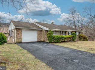 67 Sharon Rd, Enola, PA 17025