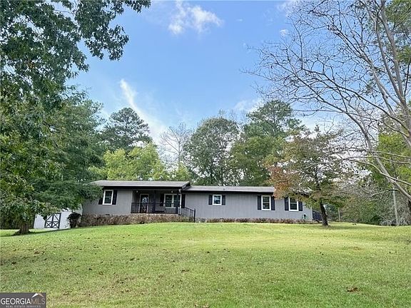 4th image of 48 Covered Bridge Rd