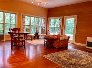 225 Brackett Ave, Portland, ME 04108
