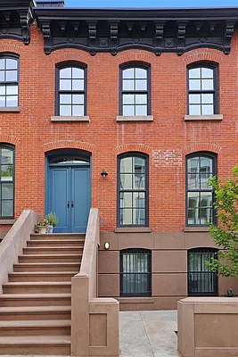 Sold by Corcoran | media 22