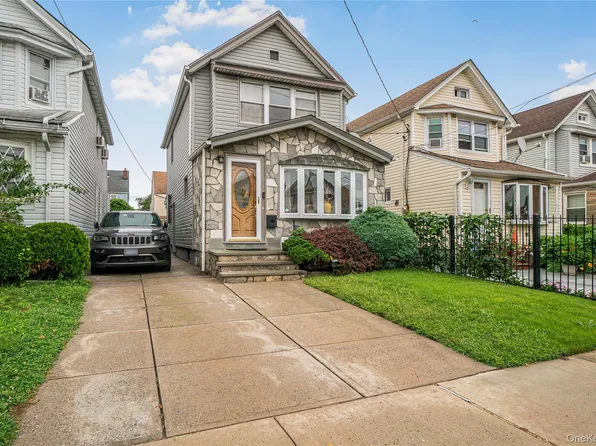 9423 209th Street, Queens Village, NY 11428