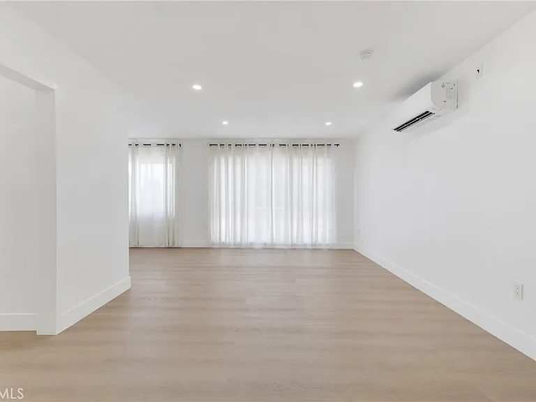 6300 Orange St #6 — Photo 3